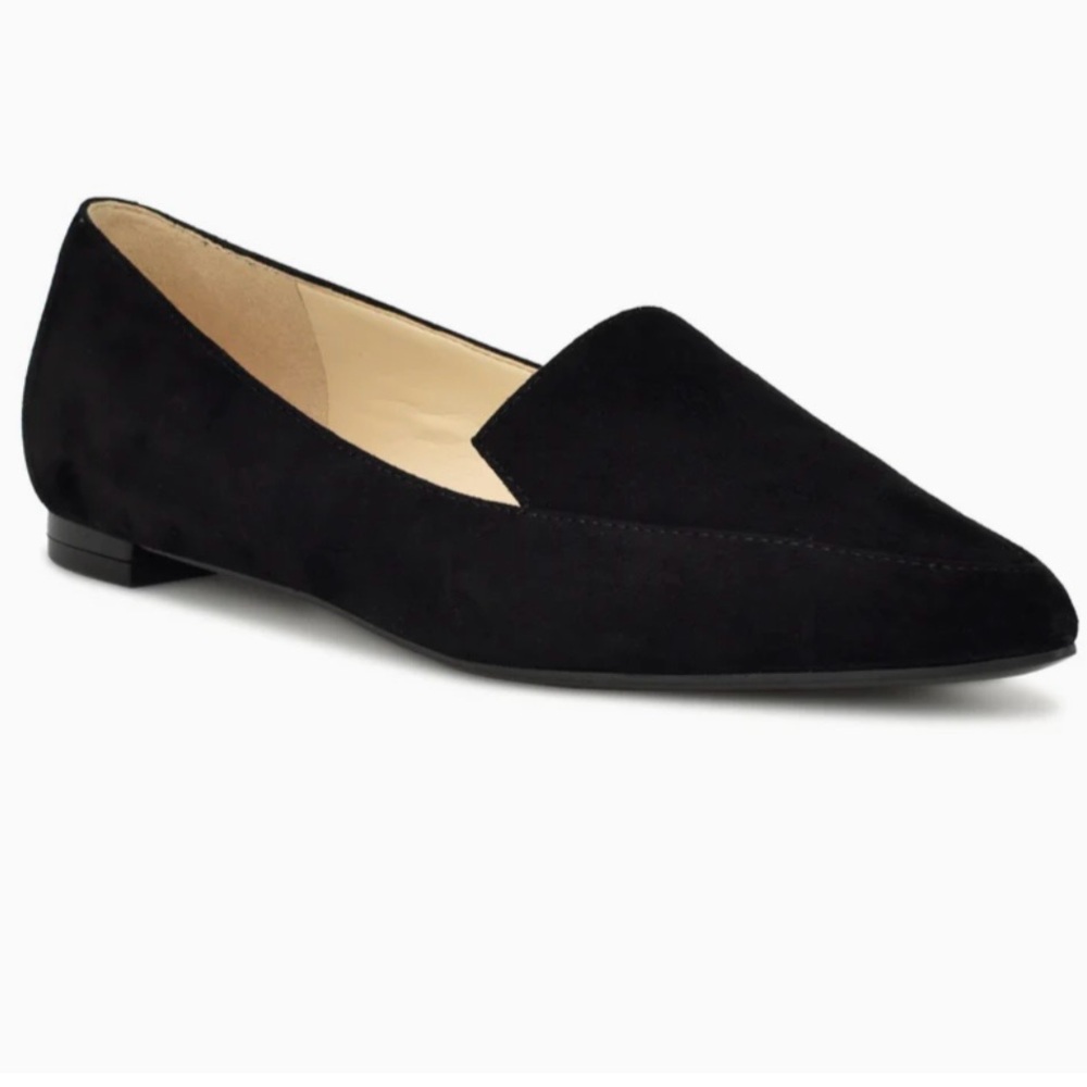 🖤 Nine West Black Pointed Suede Loafers